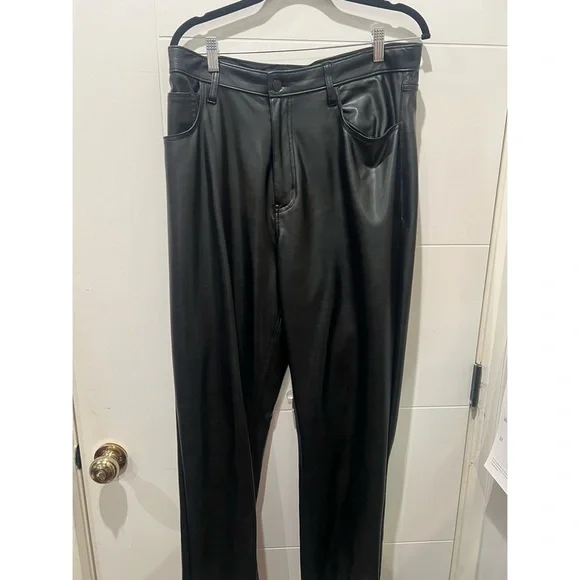Abercrombie & Fitch Black Vegan Leather Straight Leg Pants - Picture 4 of 4